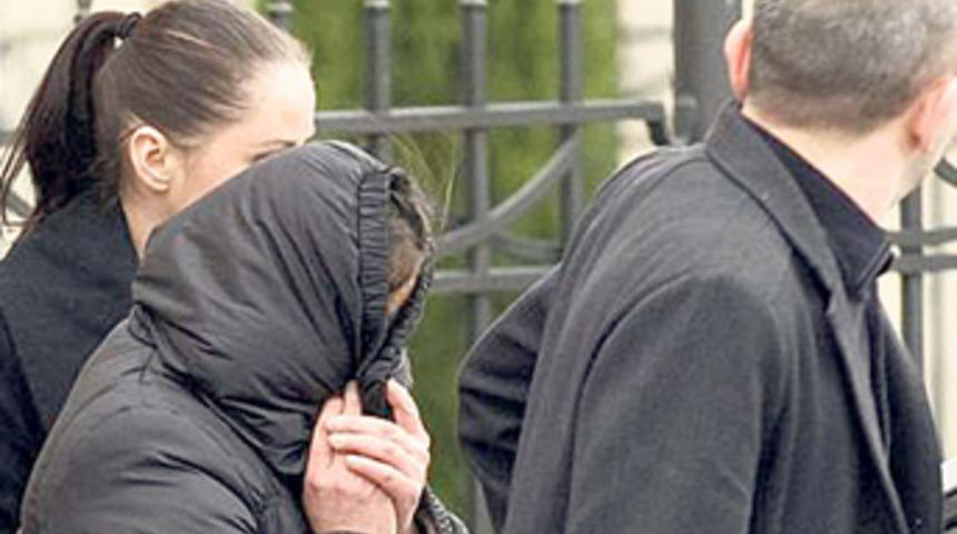 Katil anne 5 çocuğunu öldürüp evde sakladı