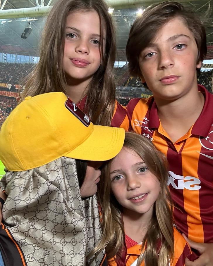 Galatasaray şampiyon oldu, Wanda Nara boş durmadı! G2