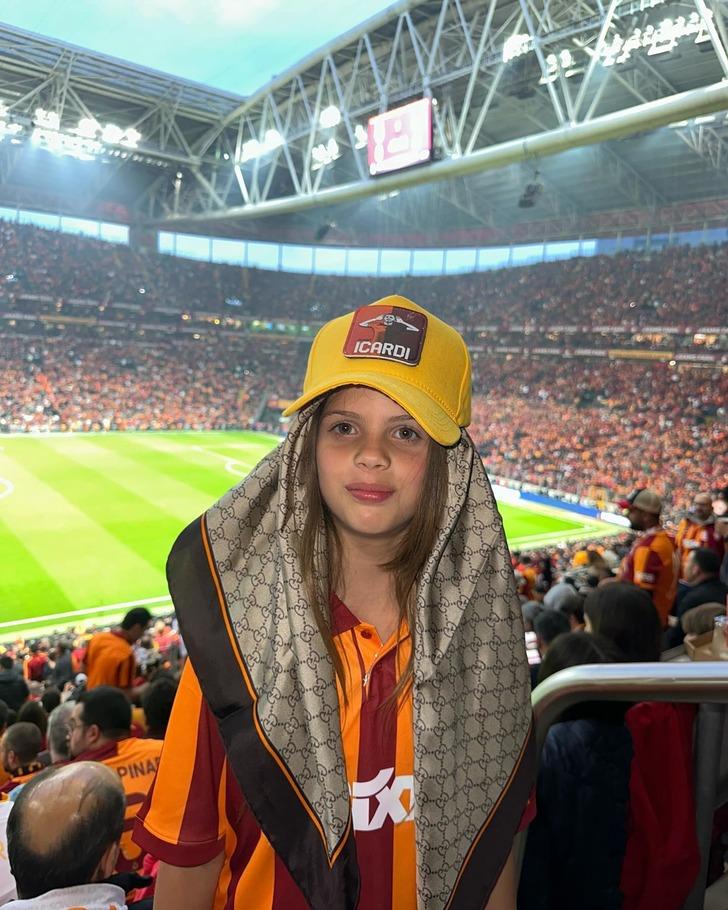 Galatasaray şampiyon oldu, Wanda Nara boş durmadı! G3