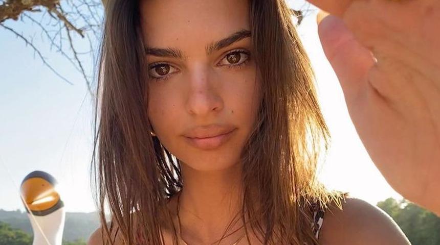 F1 Grand Prix'te Emily Ratajkowski de boy gösterdi! Ceketinin önünü açtı