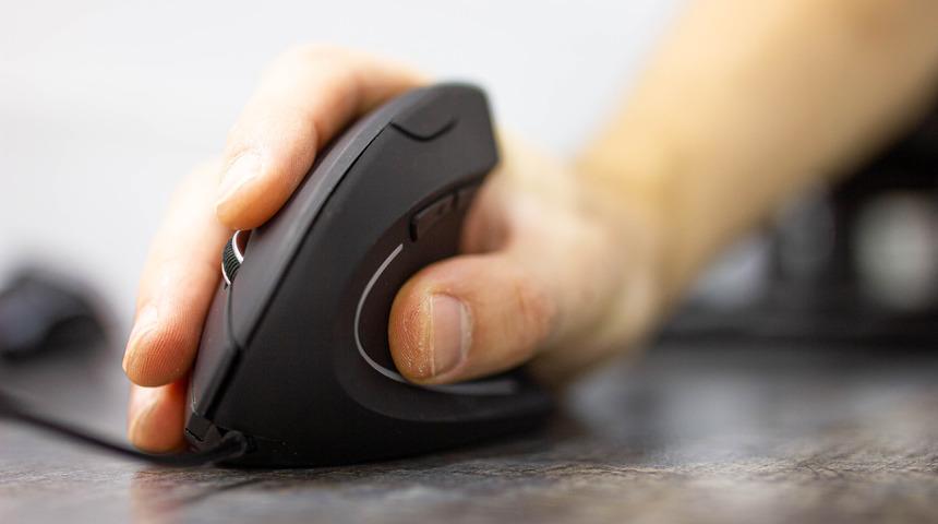 Dikey mouse nedir, ne için kullanılır? Dikey mouse - normal mouse farkı