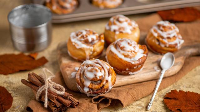 Tarçınlı Rulo (Cinnamon Rolls) tarifi: Tarçınlı Rulo (Cinnamon Rolls) nasıl yapılır?