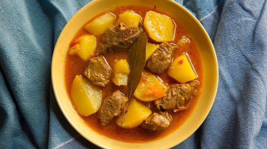 Etli patates yemeği tarifi: Etli patates yemeği nasıl yapılır?