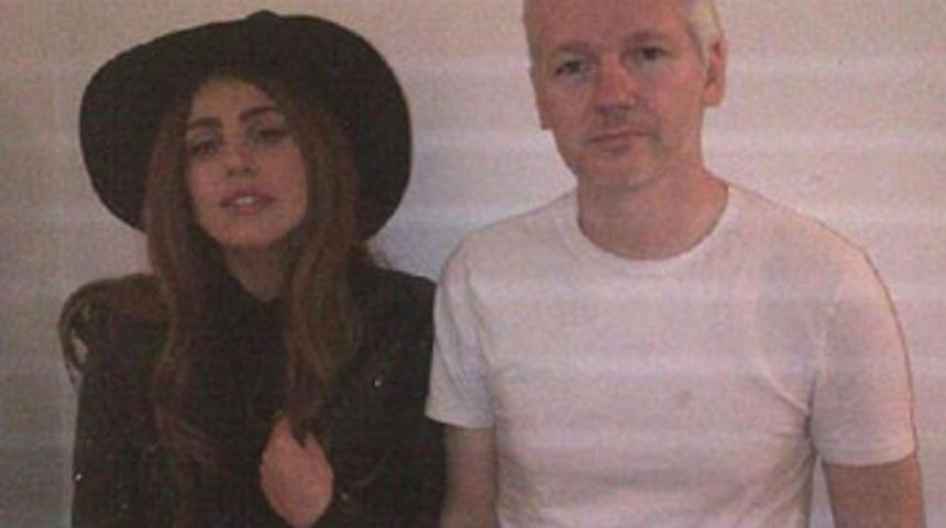 Lady Gaga'dan s&uuml;rpriz ziyaret