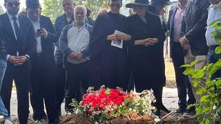 Ekonomist Korhan Berzeg 345 gün sonra defnedildi