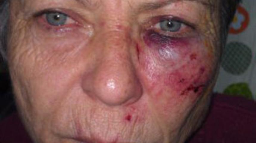 Adliye koridorunda dayak!