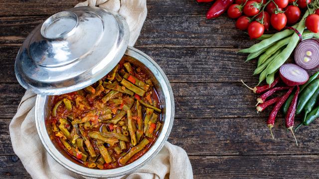 Zeytinyağlı taze fasulye tarifi: Zeytinyağlı taze fasulye nasıl yapılır?