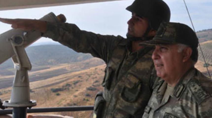 Orgeneral Özel Suriye sınırında