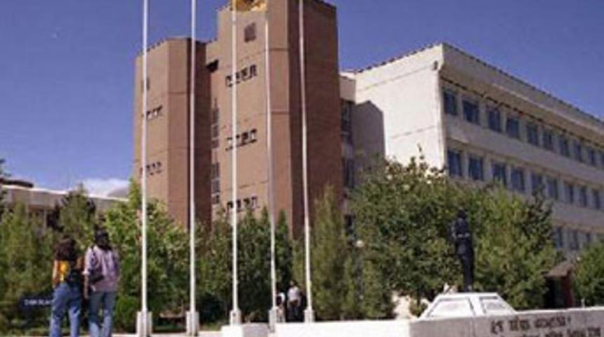 'Üniversiteliler ilimize ahlaksızlık getirdi'