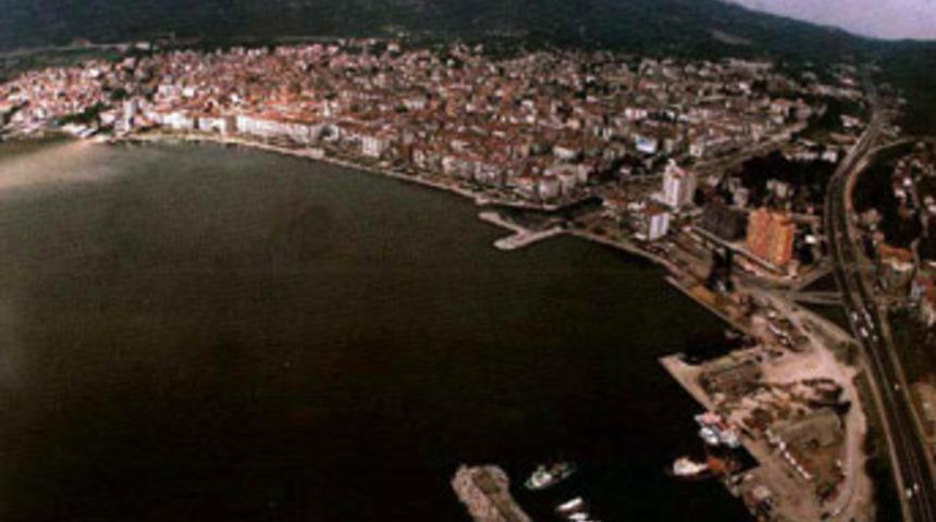 Gemlik a&ccedil;ıklarında 4 b&uuml;y&uuml;kl&uuml;ğ&uuml;nde deprem