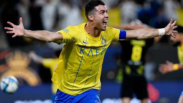 Arabistan'da lig bitti, Ronaldo rekor kırdı!