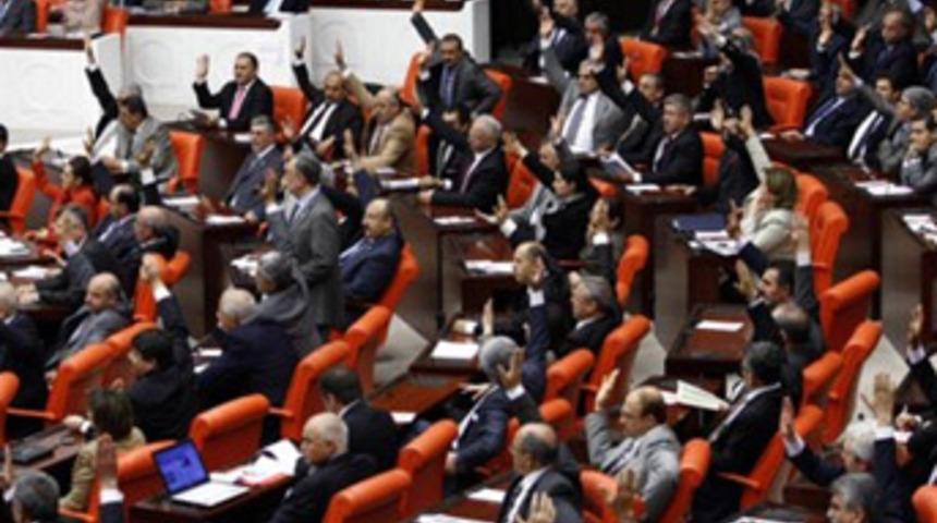 'Erken se&ccedil;im'e Meclis'ten ilk onay
