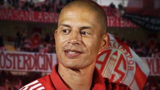 Alex de Souza görevine resmen başlıyor! Geliş saati belli oldu