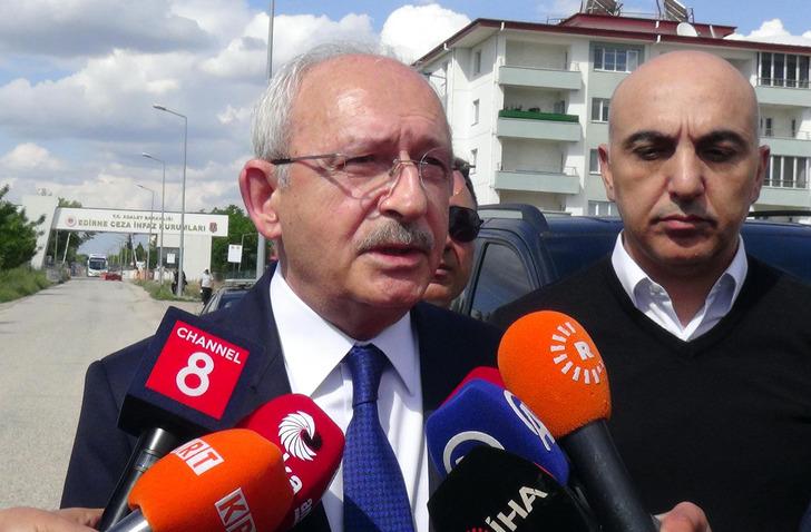 Kemal Kılıçdaroğlu, Selahattin Demirtaş'ı ziyaret etti! Sözleri gündem oldu: 'Demirtaş dışarıda olsaydı...'