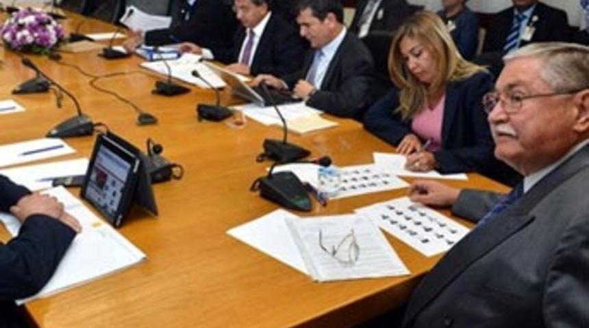 'Darbe yapacağız, başbakan olur musun?'