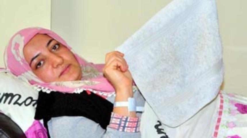 Doğum sırasında karnında havlu unutmuşlar