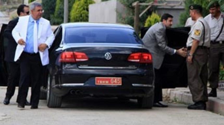 Meclis soracak: Neden açlık grevindesiniz?