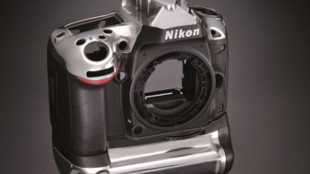 Bir DSLR fotoğraf makinesinin içinde ne var?