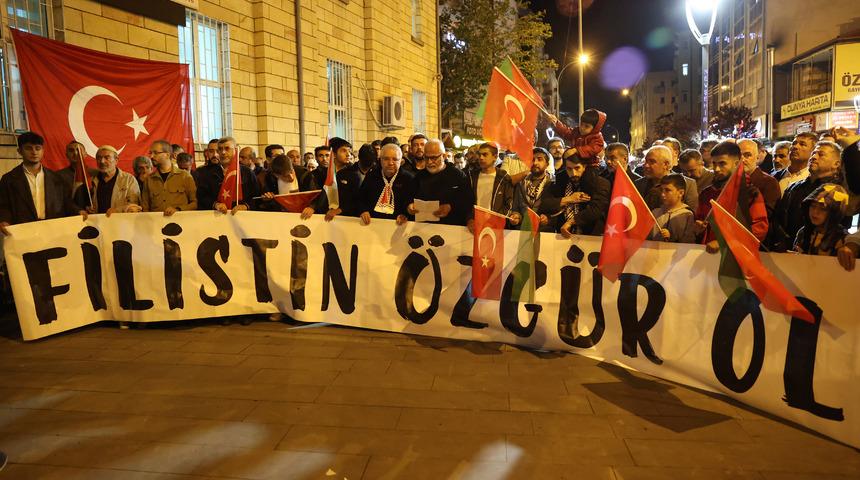 Nevşehir'de İsrail'in Gazze'ye yönelik saldırıları protesto edildi