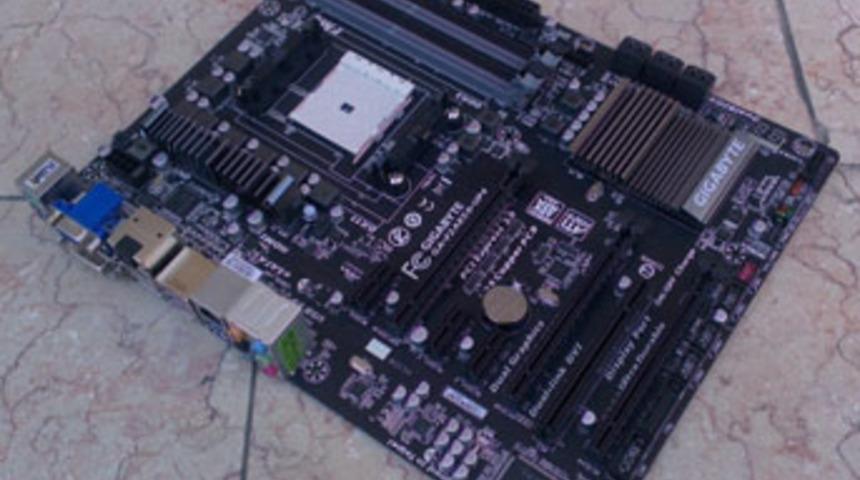 Gigabyte F2A85X-UP4 Anakart İnceleme