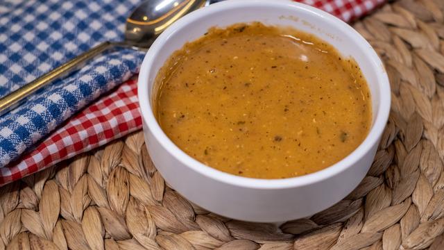 Tam kıvamında lokanta usulü ezogelin çorbası tarifi: Tam kıvamında lokanta usulü ezogelin çorbası nasıl yapılır?