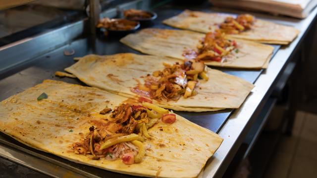 Evde Hatay usulü tavuk döner tarifi: Evde Hatay usulü döner nasıl yapılır?