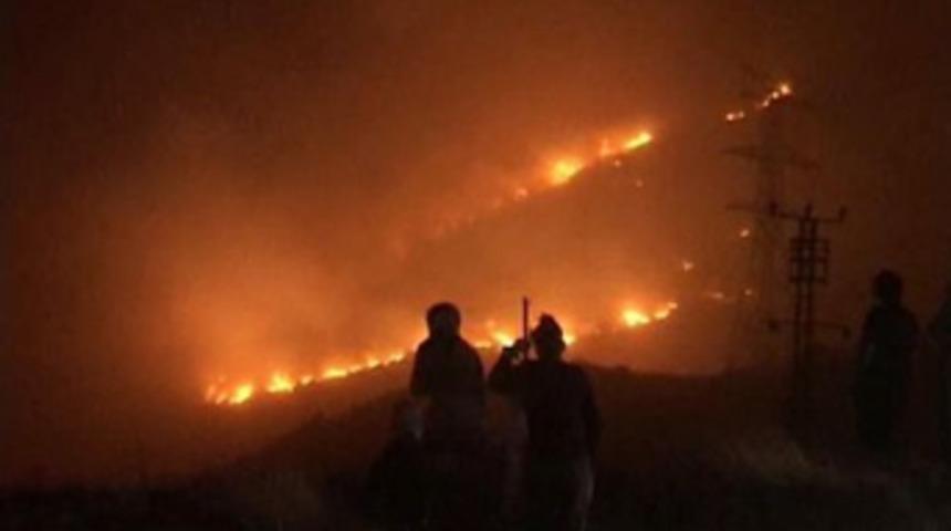 Amanos yanıyor! K&ouml;yler boşaltıldı