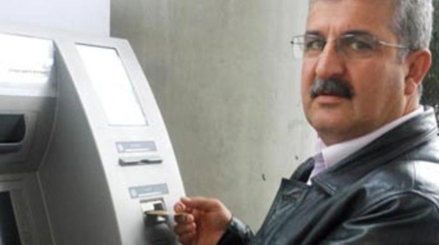 Aile boyu dolandırdılar