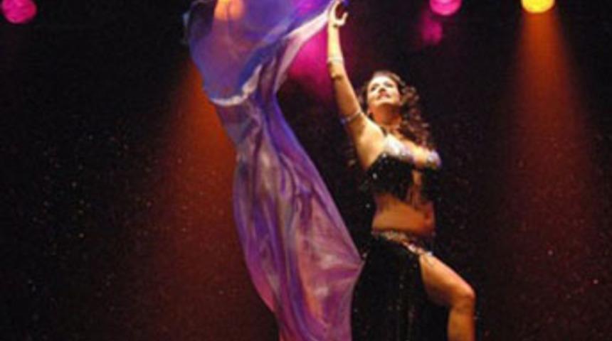 İsrail'den dansözlü diplomasi atağı