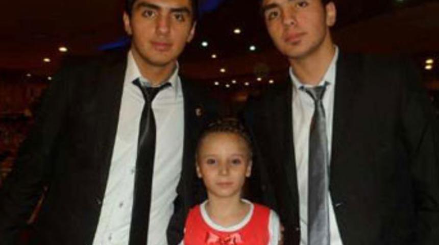 Babası Enes&rsquo;e ikizinin &ouml;ld&uuml;ğ&uuml;n&uuml; s&ouml;yleyemedi