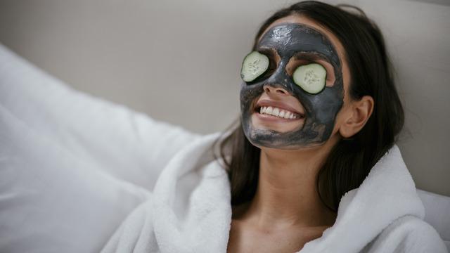 Kil maskesi nedir, ne işe yarar? Kil maskesi kullanımı ve faydaları