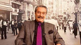 Usta oyuncu Kadir İnanır'dan korkutan haber! Tekrardan hastaneye kaldırıldı