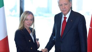 Cumhurbaşkanı Recep Tayyip Erdoğan ile  İtalya Başbakanı Giorgia Meloni arasında kritik görüşme