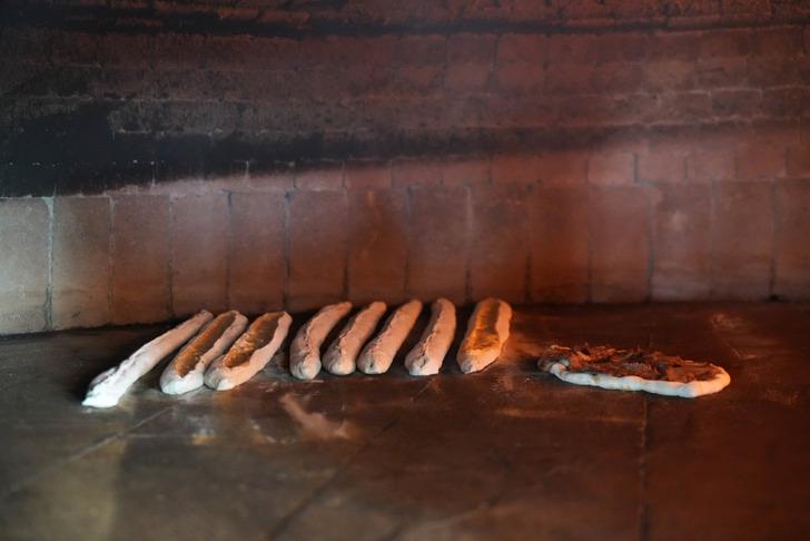 Ünlü lezzetleri geride bıraktı: 'Dünyanın en iyi ekmeği' seçildi! G3