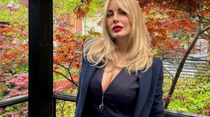 Estetiklerini tek tek saymıştı... Söylemezsem Olmaz sunucusu Hande Sarıoğlu'nun eski hali sosyal medyayı salladı! Görenler tanıyamadı