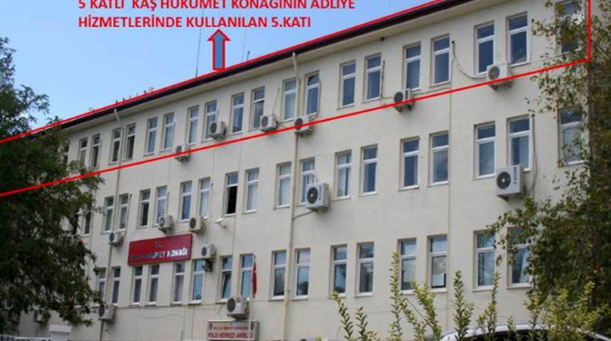 Adliyede başsavcı ile avukat arasında tuvalet kavgası: Bakanlık devreye girdi, kazanan belli oldu! 'Herkesi bekleriz'