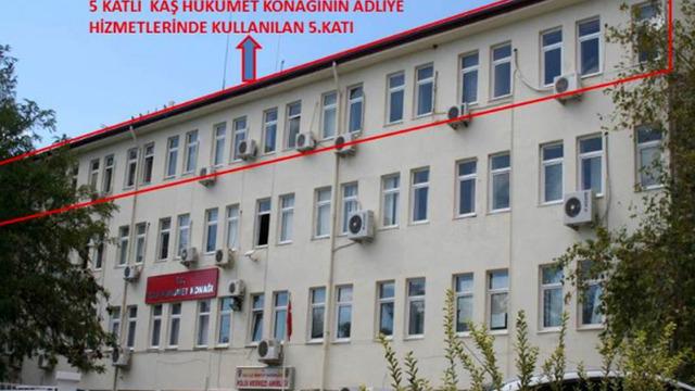 Adliyede başsavcı ile avukat arasında tuvalet kavgası: Bakanlık devreye girdi, kazanan belli oldu! 'Herkesi bekleriz'