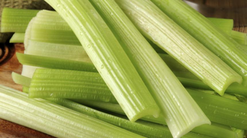 Yağ yakan az kalorili yemekler! Acı kırmızıbiberi, sos yerine...