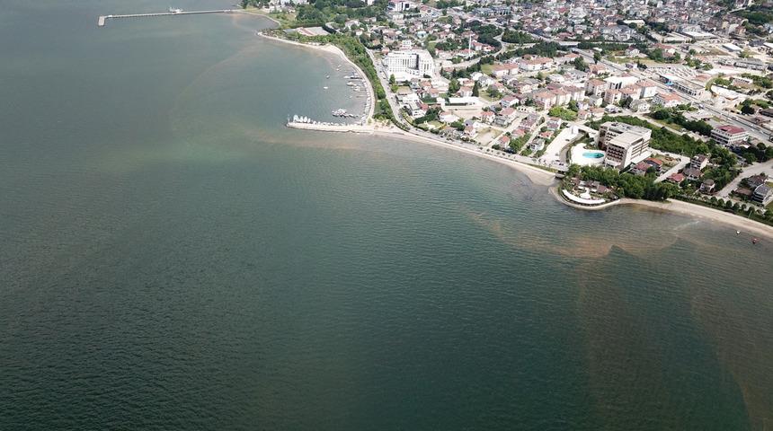 Renk değişimini fark edenler ihbarda bulundu! Sebebi ortaya çıktı