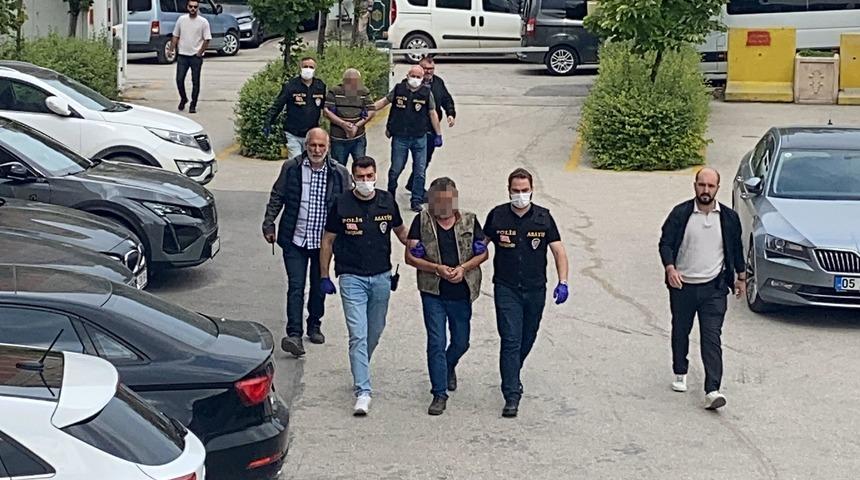 Cesedini tanınmaz hale getirmişti! Sır cinayet 18 yıl sonra aydınlatıldı! Katil en yakın arkadaşı çıktı