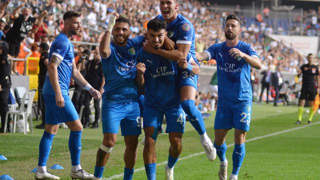 Süper Lig'e yükselen son takım Bodrum FK oldu! Sakaryaspor final maçında 10 kişi kalıp kendini ateşe attı...