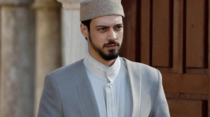 Kızıl Goncalar 'paydos' dedi Mert Yazıcıoğlu, Kerem B&uuml;rsin ile tatile &ccedil;ıktı