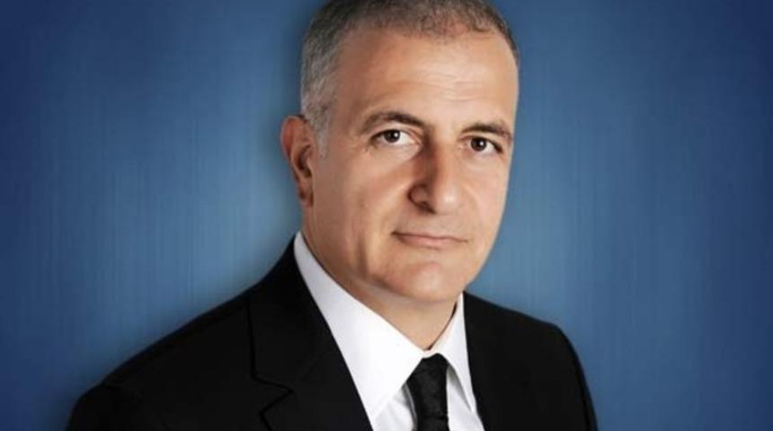 Ekrem Dumanlı kimdir?