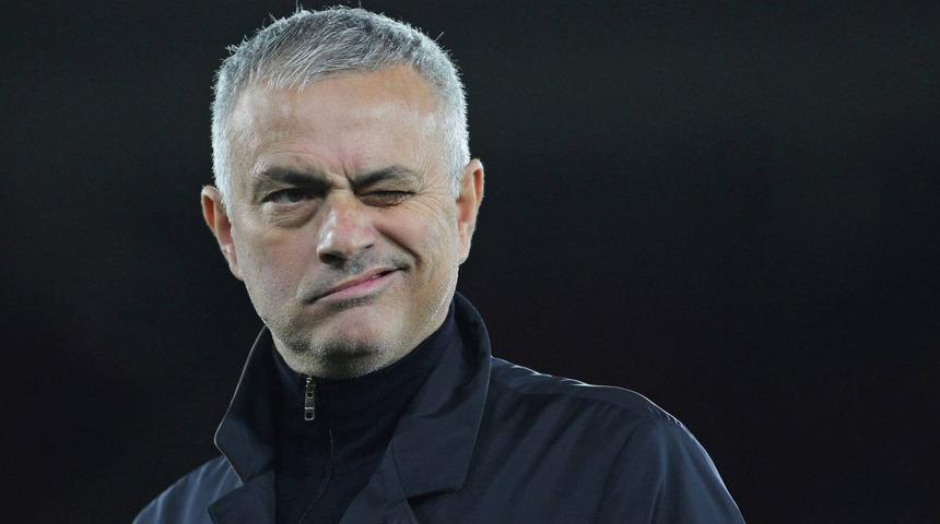 Fenerbahçe, Jose Mourinho ile 2 yıllık anlaşma sağladı! İsmail Kartal ile yollar ayrıldı...