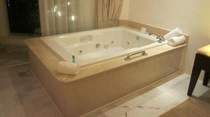 Kanadalı çift cinsel ilişki sırasında öldü