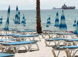 İstanbul da Bodrum'u aratmadı: Plajlara giriş ücreti dudak uçuklattı! 