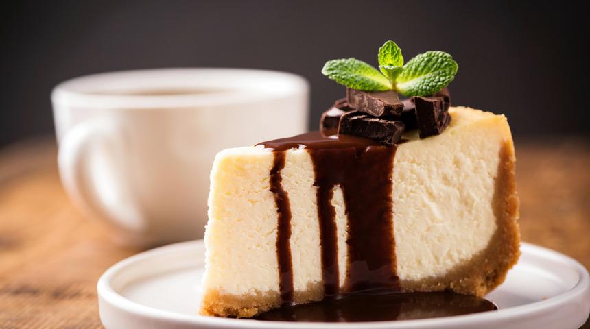 Gelinim Mutfakta lor peynirli cheesecake tarifi! Tam kıvamında cheesecake nasıl yapılır?