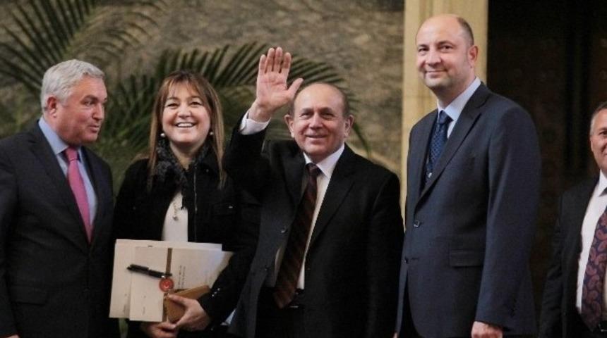 "Görüyorsunuz, Burhan olmadan buhran oluyor"