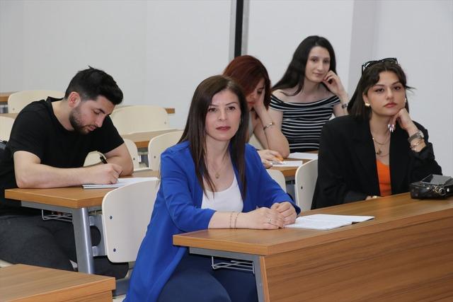 AA-20240531-34738397-34738390-HAYALINI_KURDUGU_UNIVERSITEDEN_43_YASINDA_BIRINCILIKLE_MEZUN_OLDU