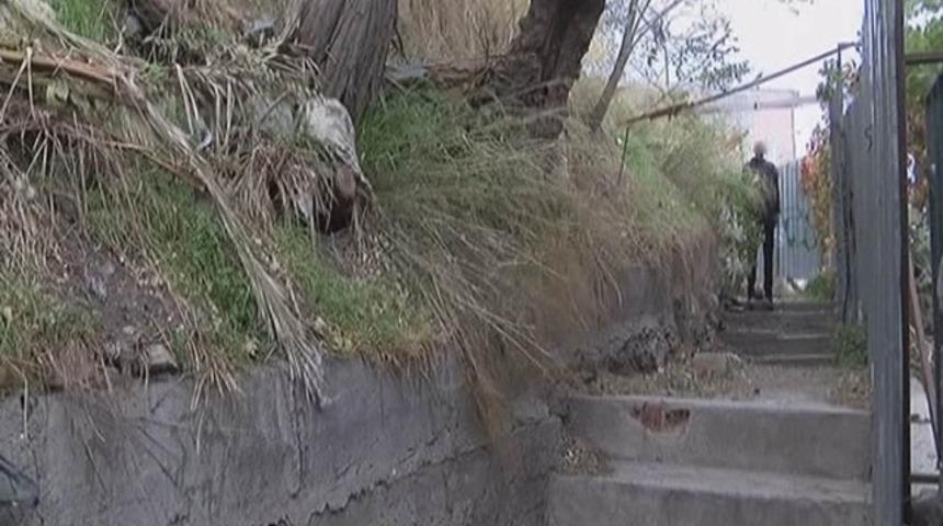 Cihangir’de demire asılmış ceset bulundu